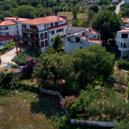 2 Apartment Banjole