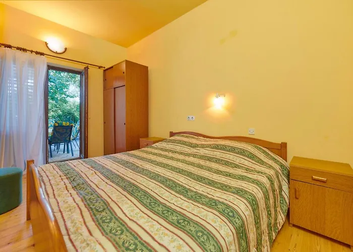 2 Apartment Banjole
